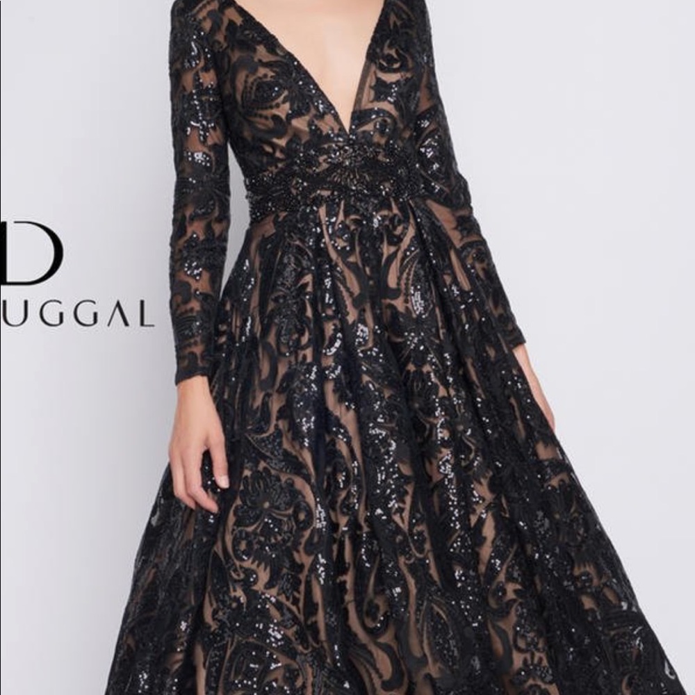 Black/nude Mac duggal evening gown!!